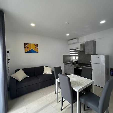 Seaview Setters Studio Apartments Marsaskala Exteriör bild
