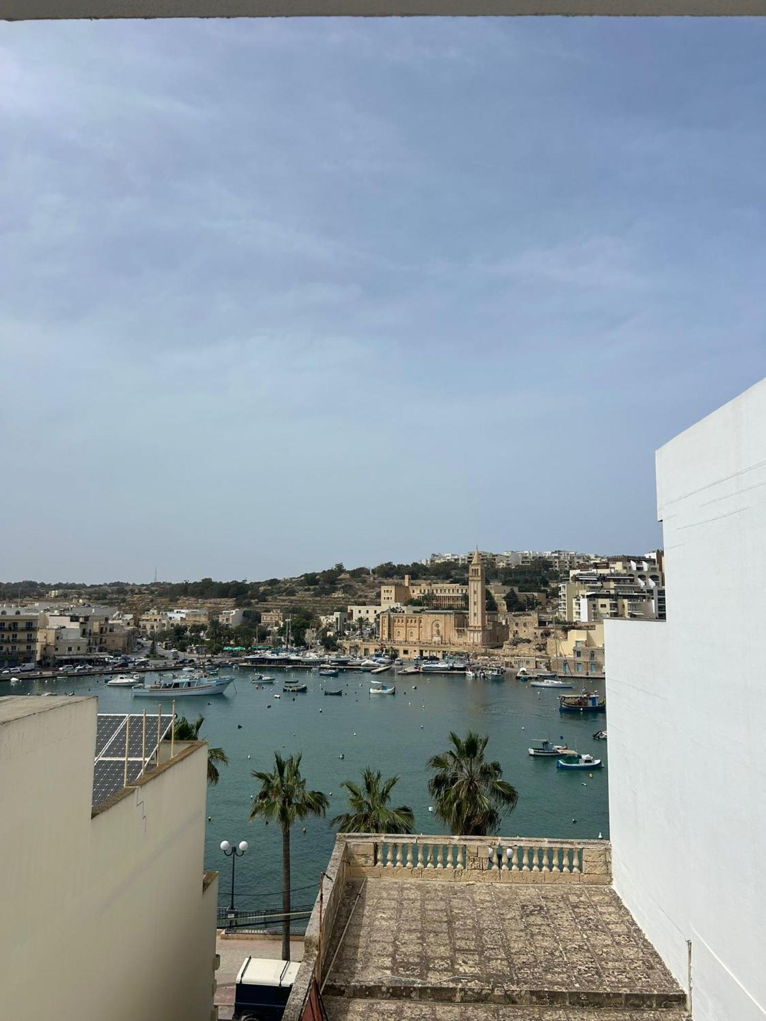 Seaview Setters Studio Apartments Marsaskala Exteriör bild